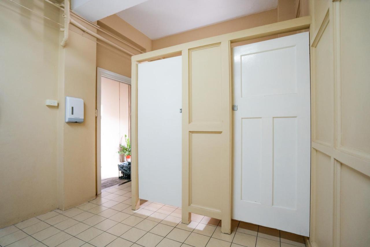 Commercial Hotel Clermont Экстерьер фото